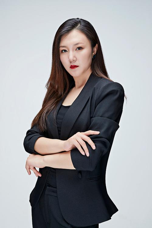 刘欣怡 视觉与舞美负责人